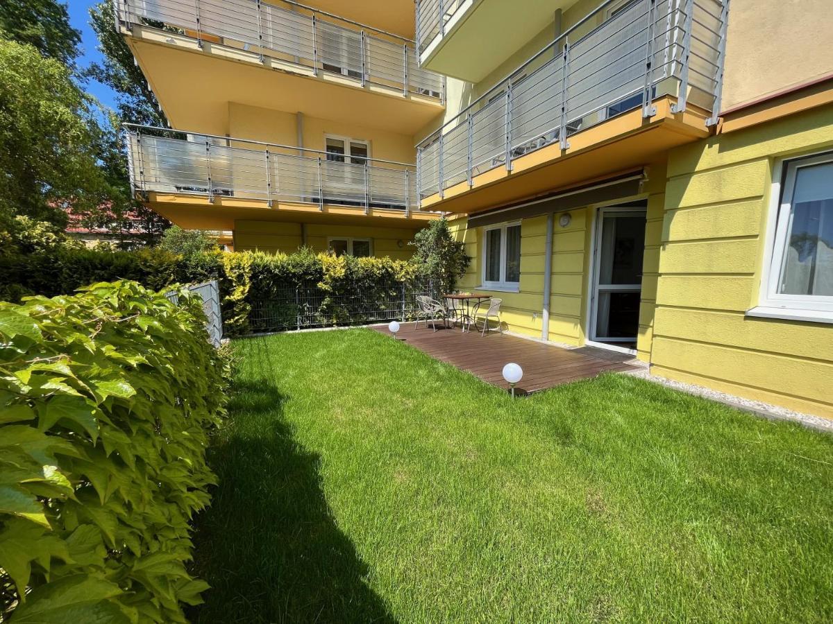 Apartament Z Garazem I Ogrodem Kołobrzeg Eksteriør billede