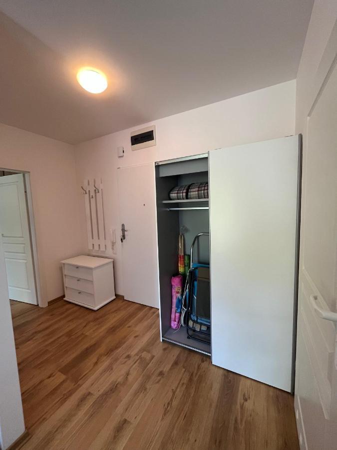 Apartament Z Garazem I Ogrodem Kołobrzeg Eksteriør billede