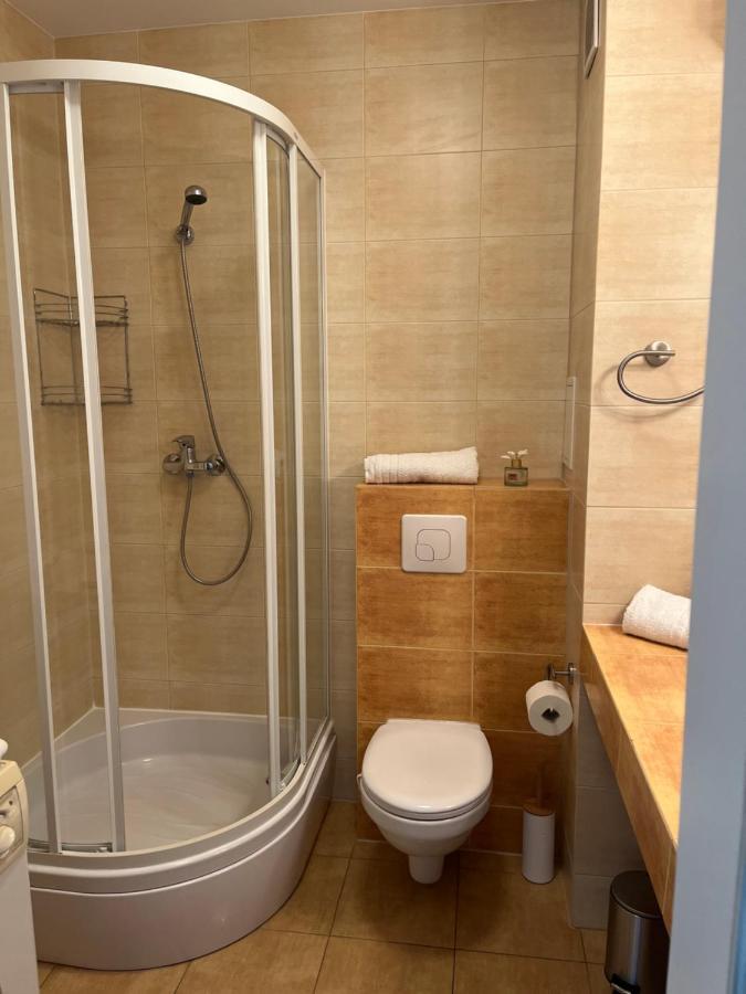 Apartament Z Garazem I Ogrodem Kołobrzeg Eksteriør billede